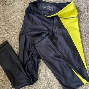 Zyia light n tight metallic leggings